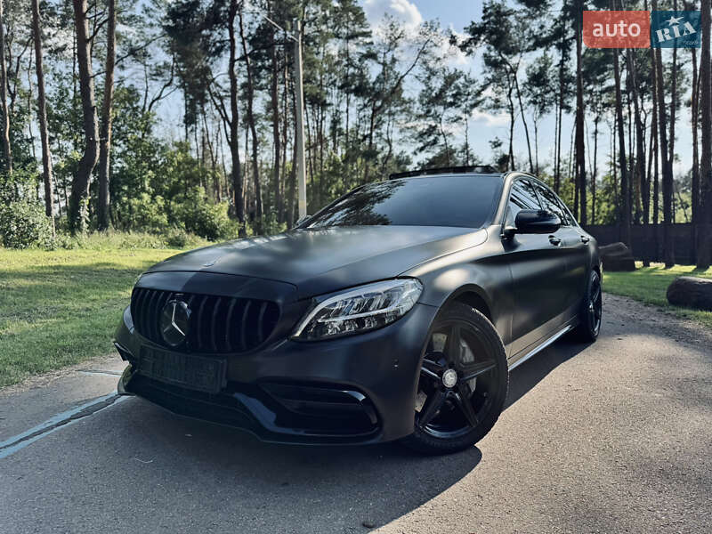 Седан Mercedes-Benz C-Class 2015 в Києві