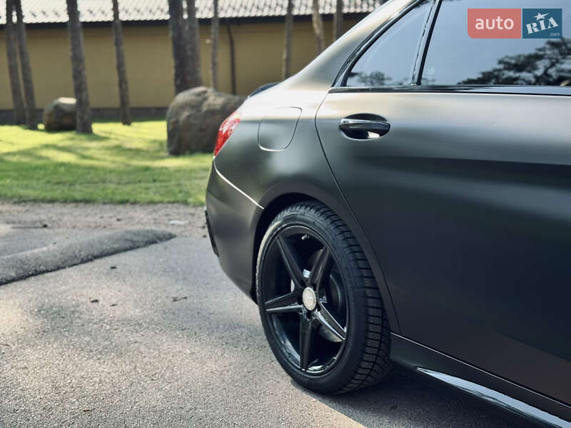 Седан Mercedes-Benz C-Class 2015 в Києві