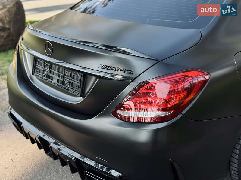 Седан Mercedes-Benz C-Class 2015 в Києві