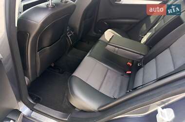 Седан Mercedes-Benz C-Class 2009 в 