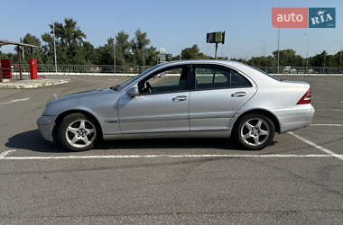 Седан Mercedes-Benz C-Class 2003 в 