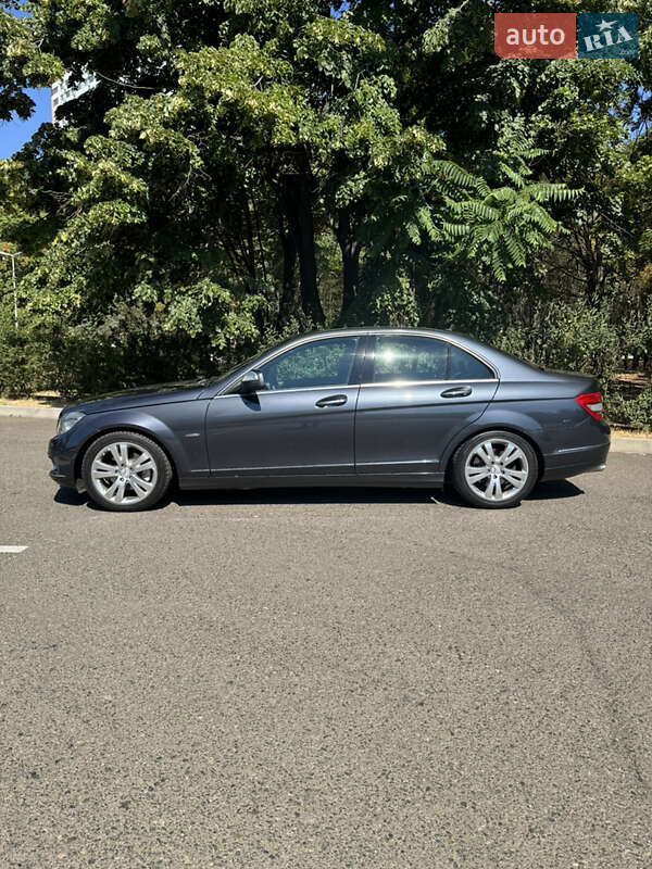 Седан Mercedes-Benz C-Class 2008 в Одессе