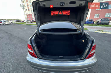 Седан Mercedes-Benz C-Class 2012 в 