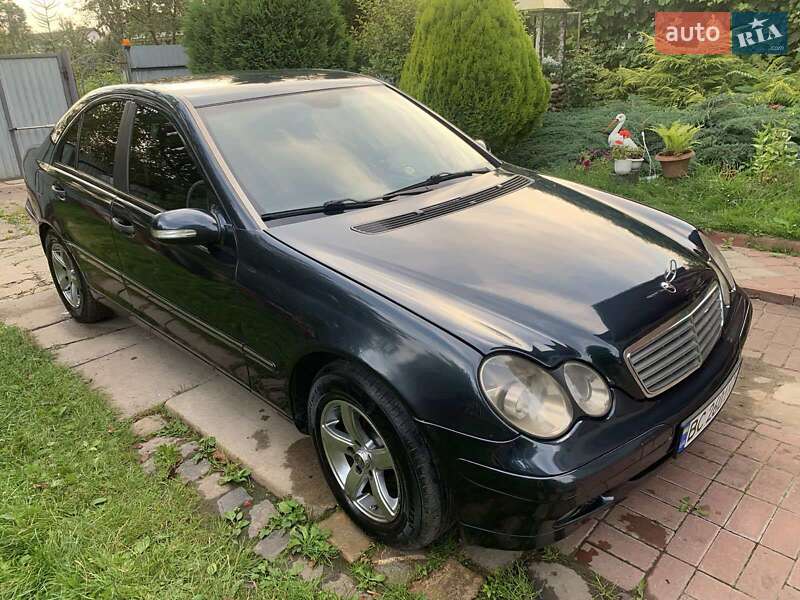 Седан Mercedes-Benz C-Class 2001 в Львове