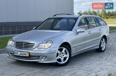 Універсал Mercedes-Benz C-Class 2005 в Рівному