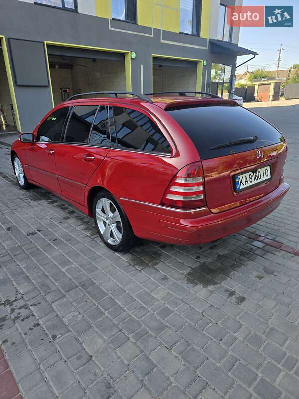 Универсал Mercedes-Benz C-Class 2004 в Виннице