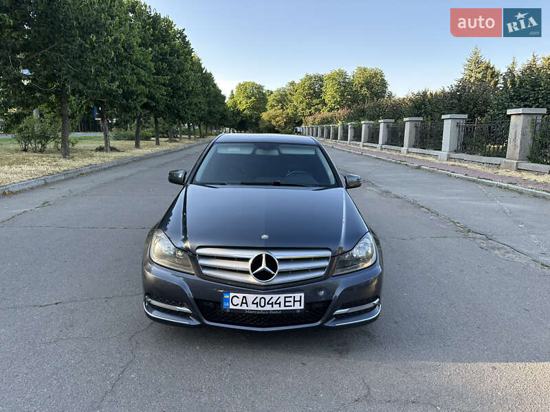 Седан Mercedes-Benz C-Class 2013 в Киеве