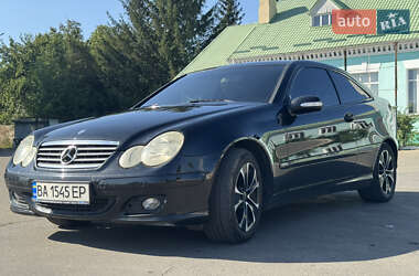 Купе Mercedes-Benz C-Class 2005 в 