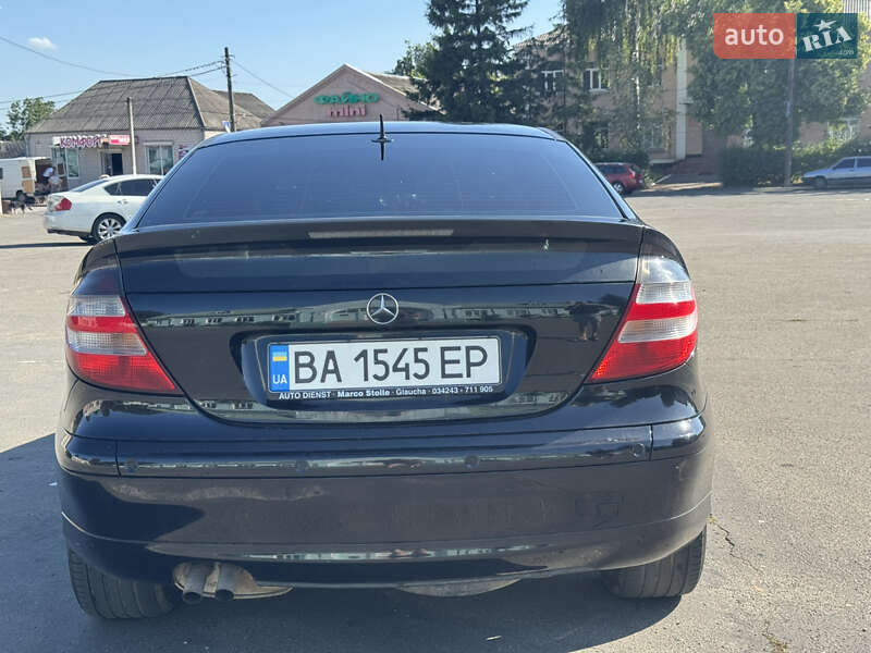 Купе Mercedes-Benz C-Class 2005 в Гайвороне