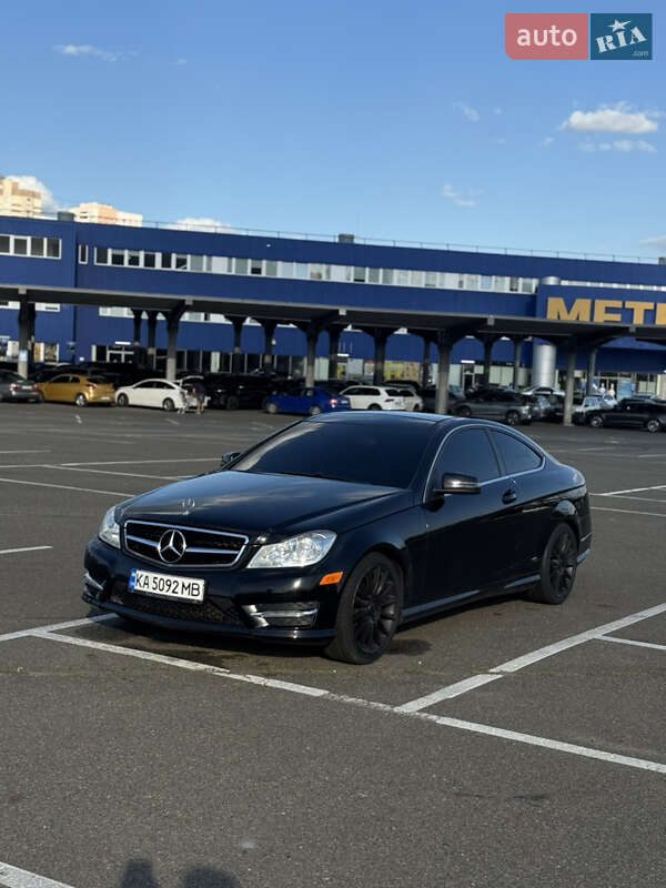 Купе Mercedes-Benz C-Class 2014 в 