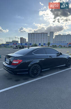 Купе Mercedes-Benz C-Class 2014 в 