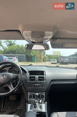 Седан Mercedes-Benz C-Class 2011 в 