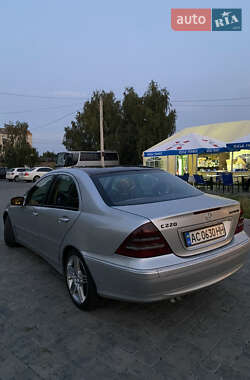 Седан Mercedes-Benz C-Class 2001 в 
