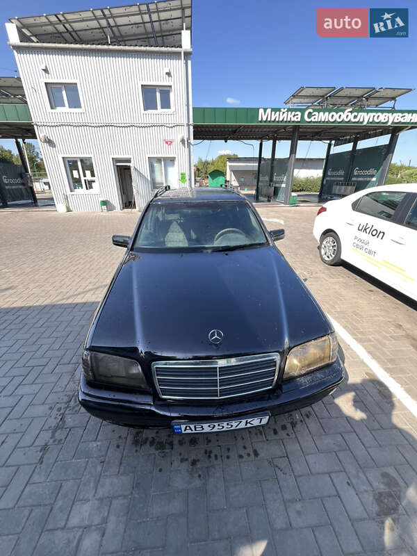 Универсал Mercedes-Benz C-Class 2000 в Виннице
