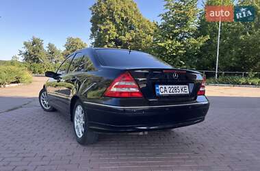 Седан Mercedes-Benz C-Class 2006 в 