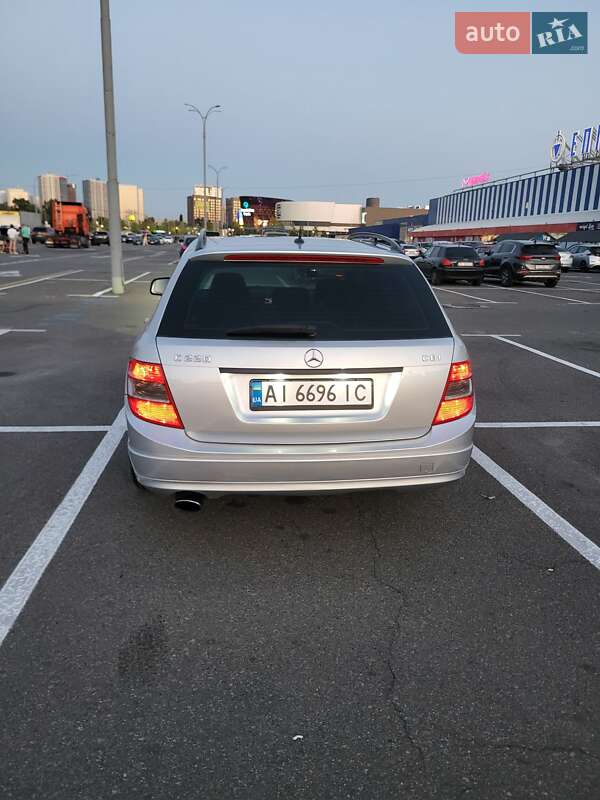 Универсал Mercedes-Benz C-Class 2008 в Киеве