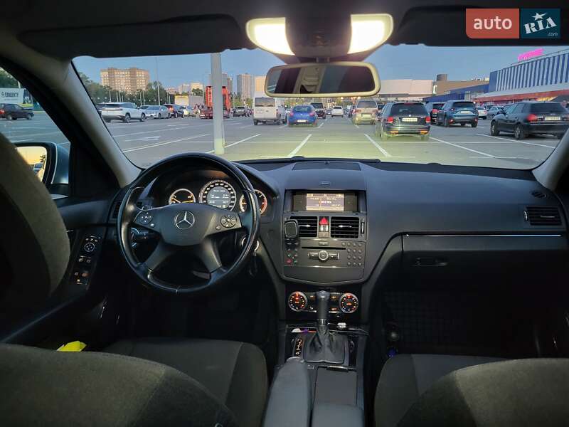 Универсал Mercedes-Benz C-Class 2008 в Киеве