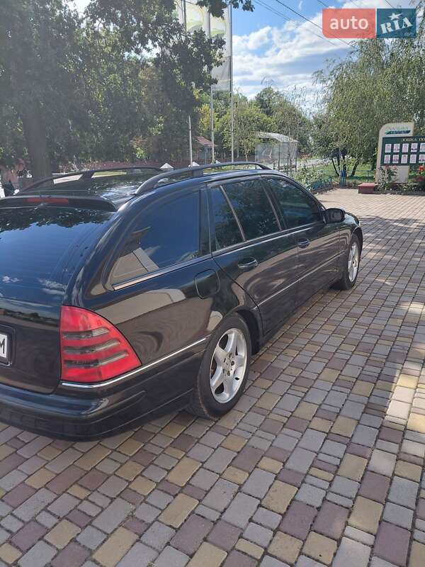 Универсал Mercedes-Benz C-Class 2002 в Полтаве