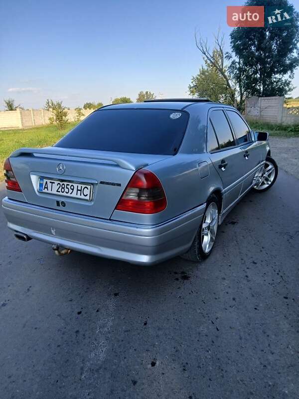 Седан Mercedes-Benz C-Class 1993 в Ивано-Франковске