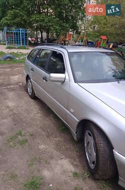 Універсал Mercedes-Benz C-Class 1997 в Києві