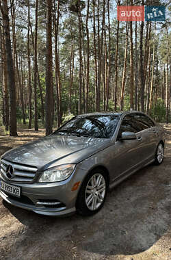 Седан Mercedes-Benz C-Class 2011 в 