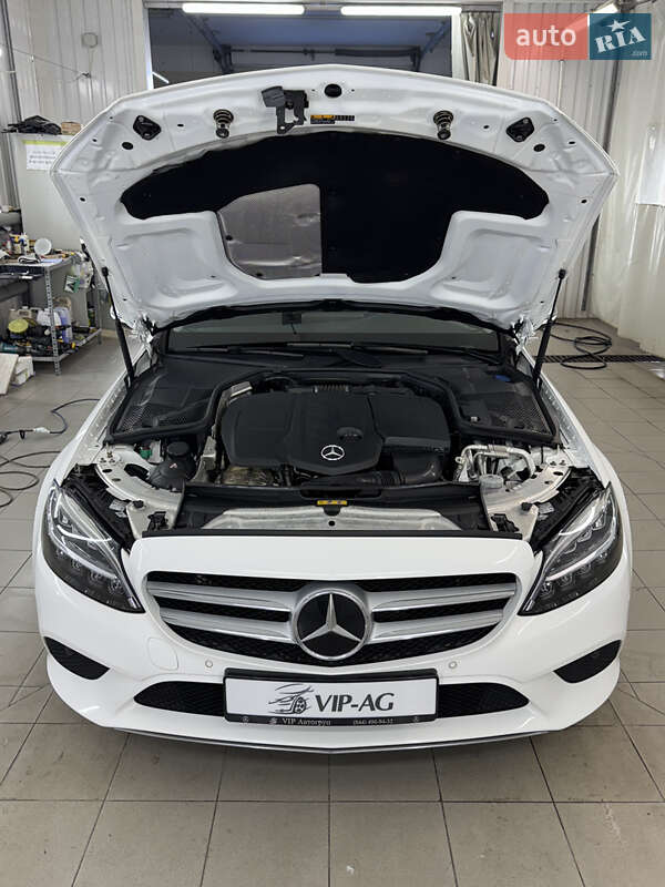 Седан Mercedes-Benz C-Class 2021 в Киеве