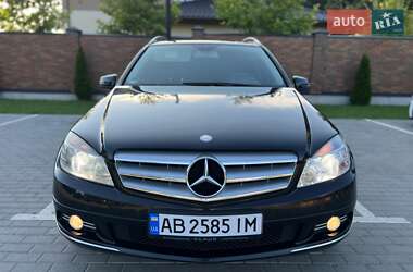 Універсал Mercedes-Benz C-Class 2011 в Вінниці
