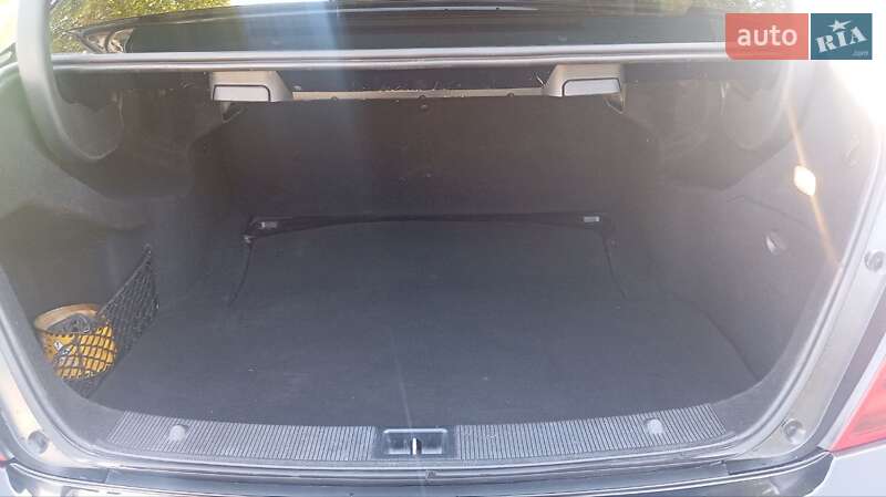 Седан Mercedes-Benz C-Class 2007 в Дубно