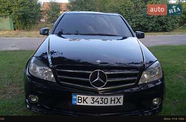 Седан Mercedes-Benz C-Class 2007 в Дубно