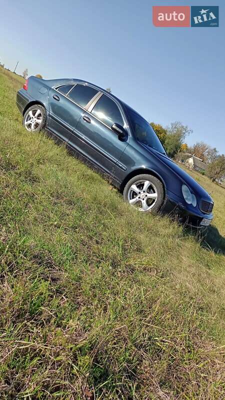Mercedes-Benz C-Class 2001