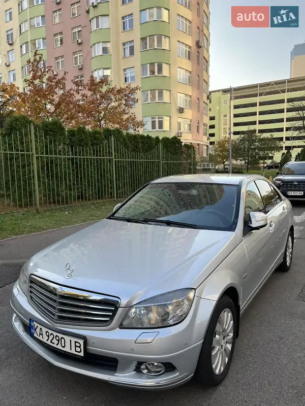 Mercedes-Benz C-Class