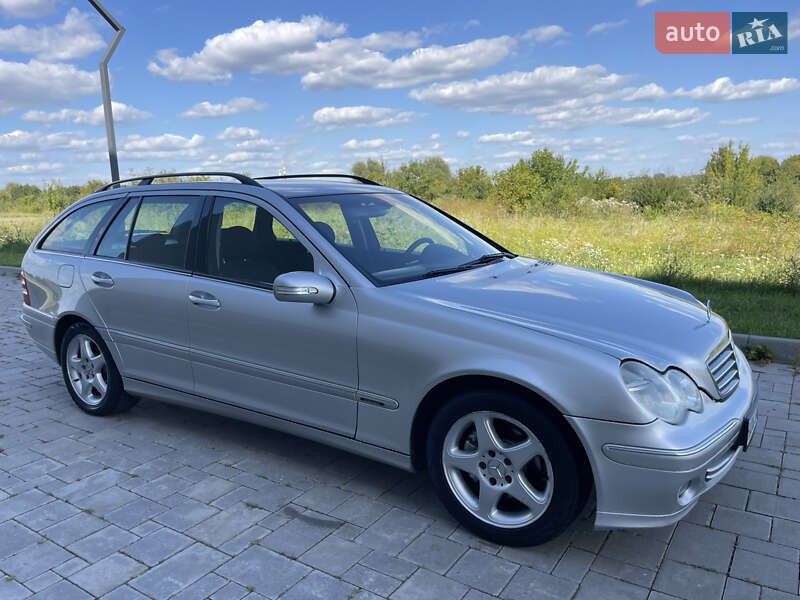 Универсал Mercedes-Benz C-Class 2005 в Ровно