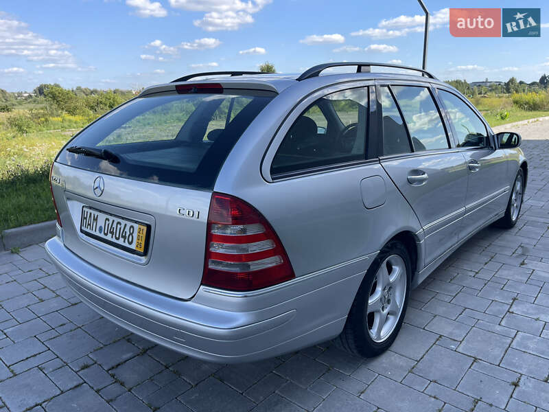 Универсал Mercedes-Benz C-Class 2005 в Ровно