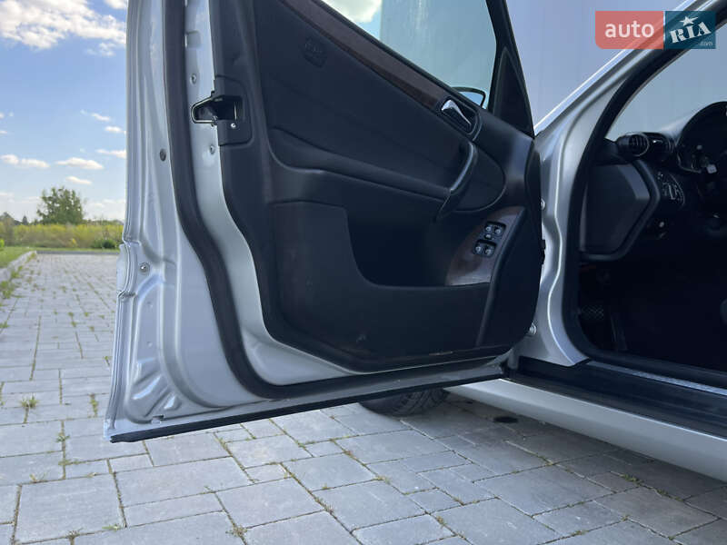 Универсал Mercedes-Benz C-Class 2005 в Ровно