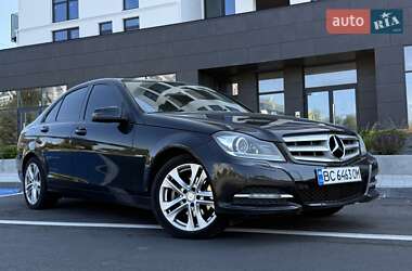 Седан Mercedes-Benz C-Class 2011 в Львові
