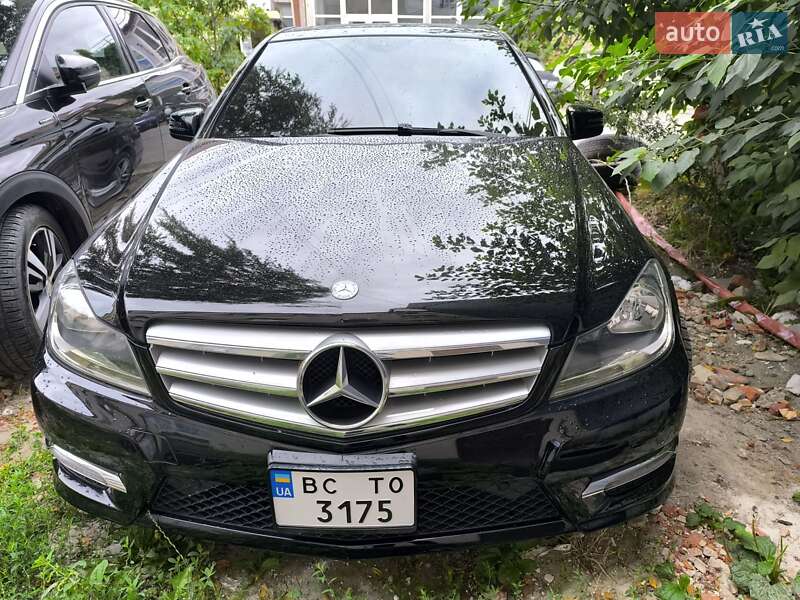 Mercedes-Benz C-Class 2012