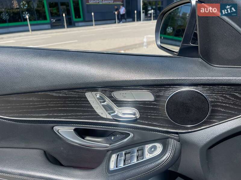 Седан Mercedes-Benz C-Class 2015 в Киеве