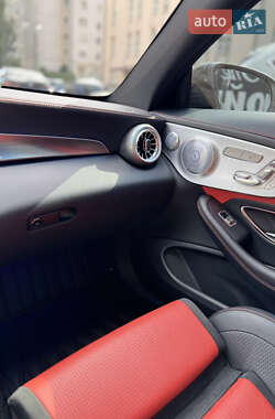 Купе Mercedes-Benz C-Class 2018 в 