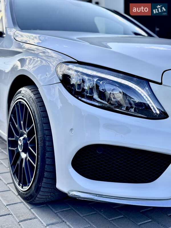 Седан Mercedes-Benz C-Class 2018 в Кропивницькому