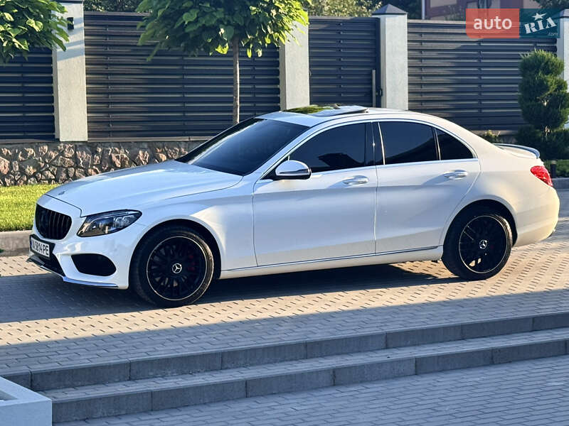 Седан Mercedes-Benz C-Class 2018 в Кропивницькому