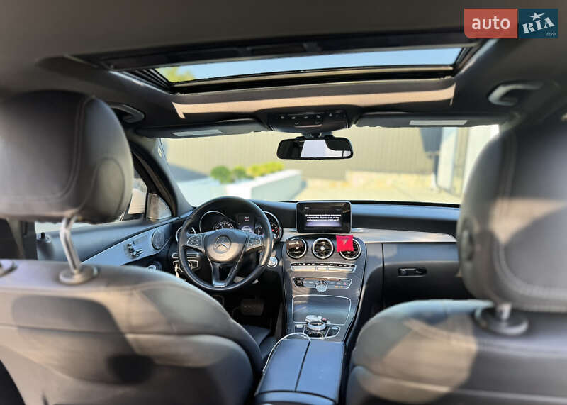 Седан Mercedes-Benz C-Class 2018 в Кропивницькому