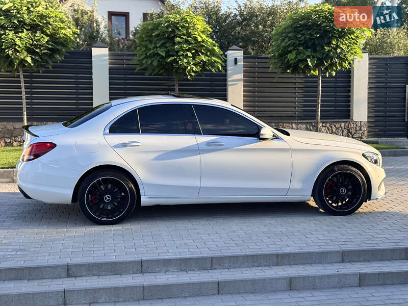 Седан Mercedes-Benz C-Class 2018 в Кропивницькому