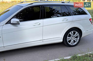 Универсал Mercedes-Benz C-Class 2009 в 