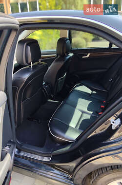 Седан Mercedes-Benz C-Class 2012 в 