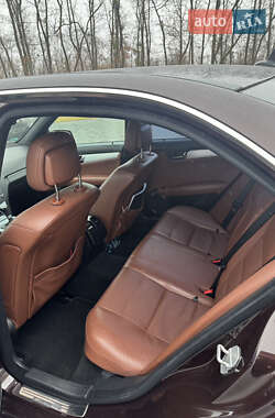 Седан Mercedes-Benz C-Class 2010 в 