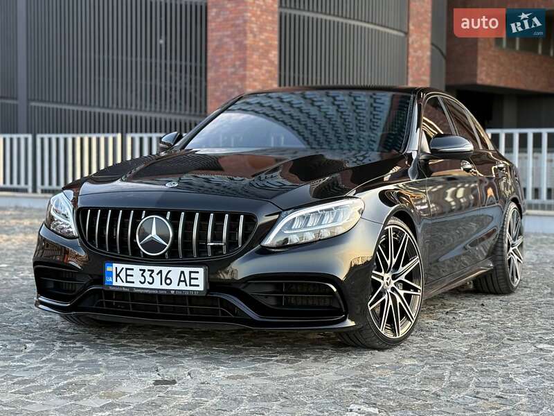 Седан Mercedes-Benz C-Class 2019 в Днепре
