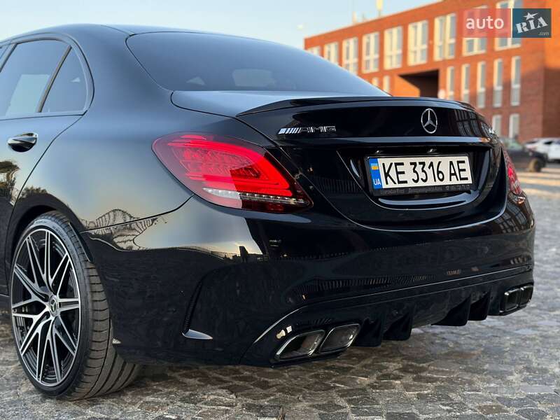 Седан Mercedes-Benz C-Class 2019 в Днепре