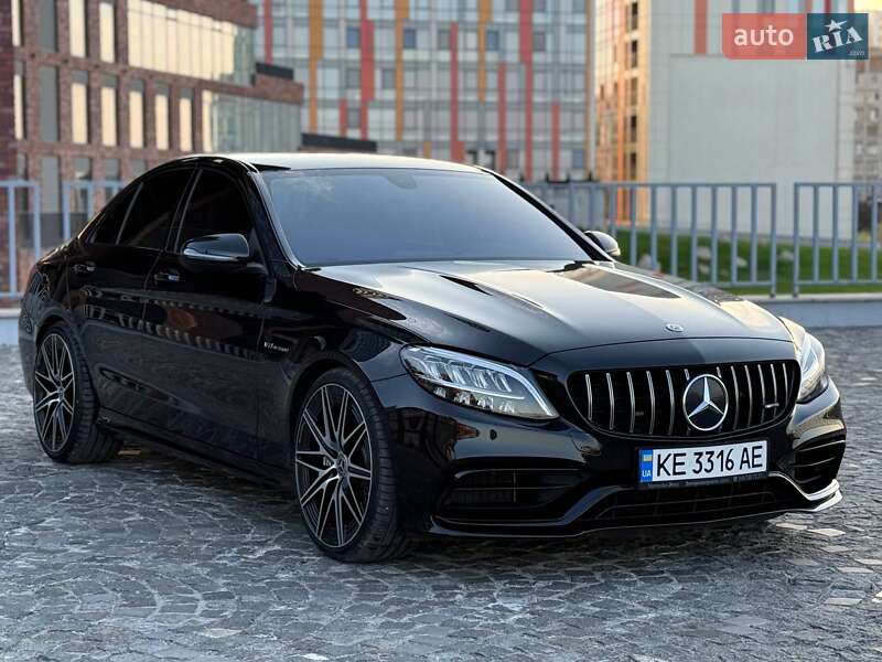 Седан Mercedes-Benz C-Class 2019 в Днепре