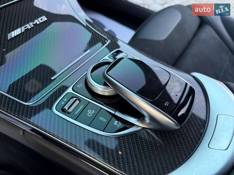 Седан Mercedes-Benz C-Class 2019 в Днепре