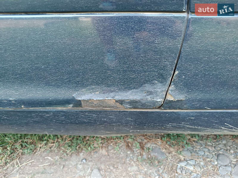 Седан Mercedes-Benz C-Class 2002 в Киеве